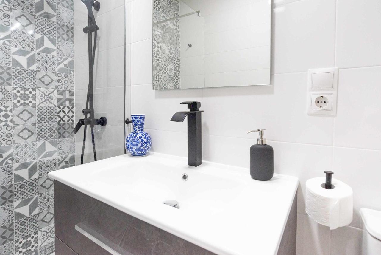 Vialia Suites Cinema Málaga Dış mekan fotoğraf